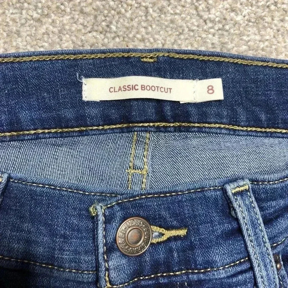 Levi’s Classic Bootcut Jeans - Picture 5 of 11
